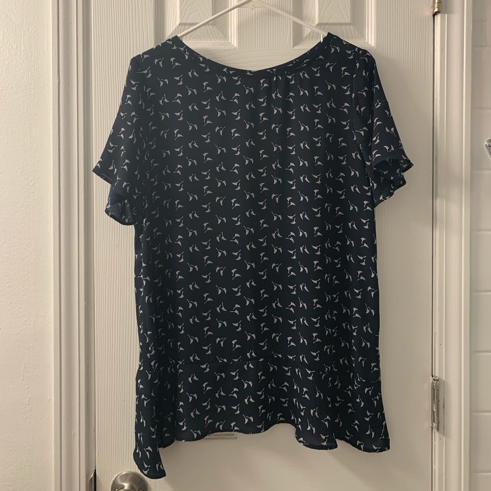 LOFT short sleeve blouse size S